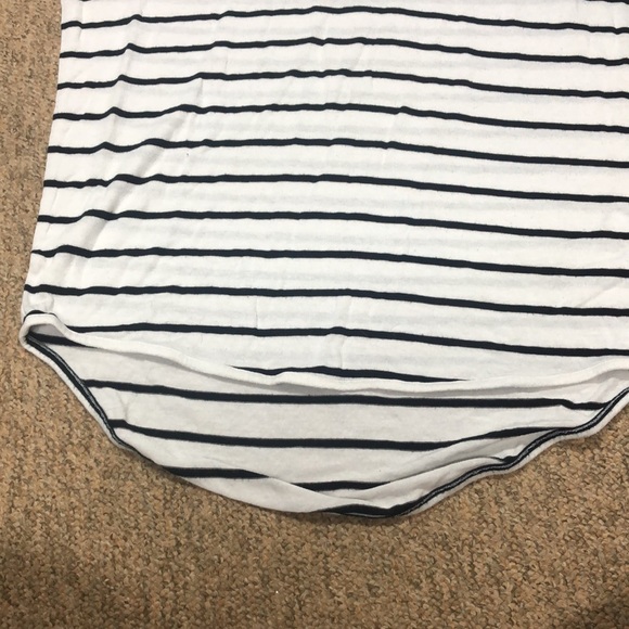 Express Top - Picture 4 of 5